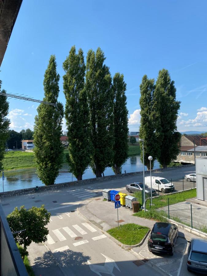 Apartman Colapis- Netflix, Self Check In, Free Parking, Premium Location! Karlovac Exterior foto